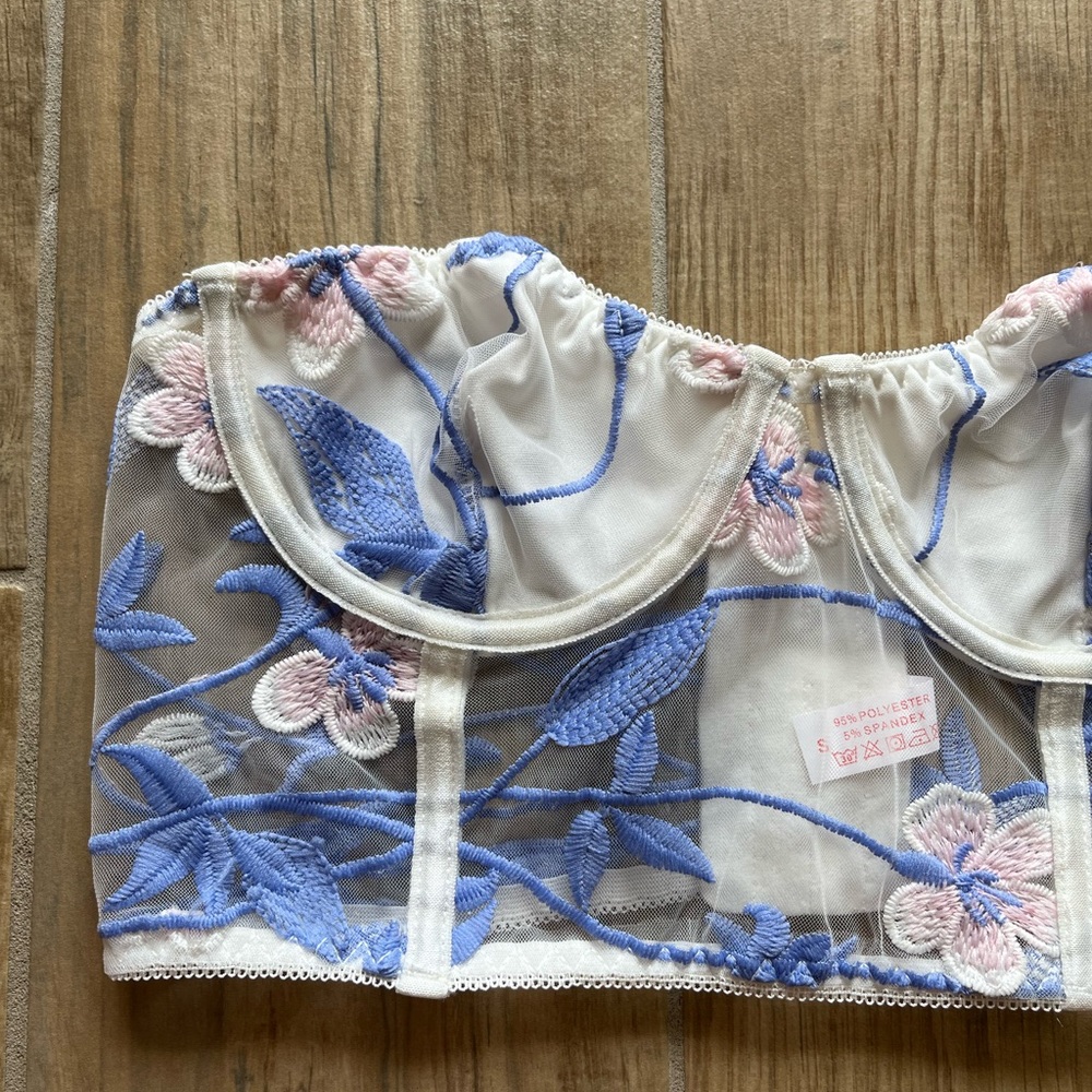 ROMWE white & blue floral embroidered sheer underwire corset top - Picture 3 of 10